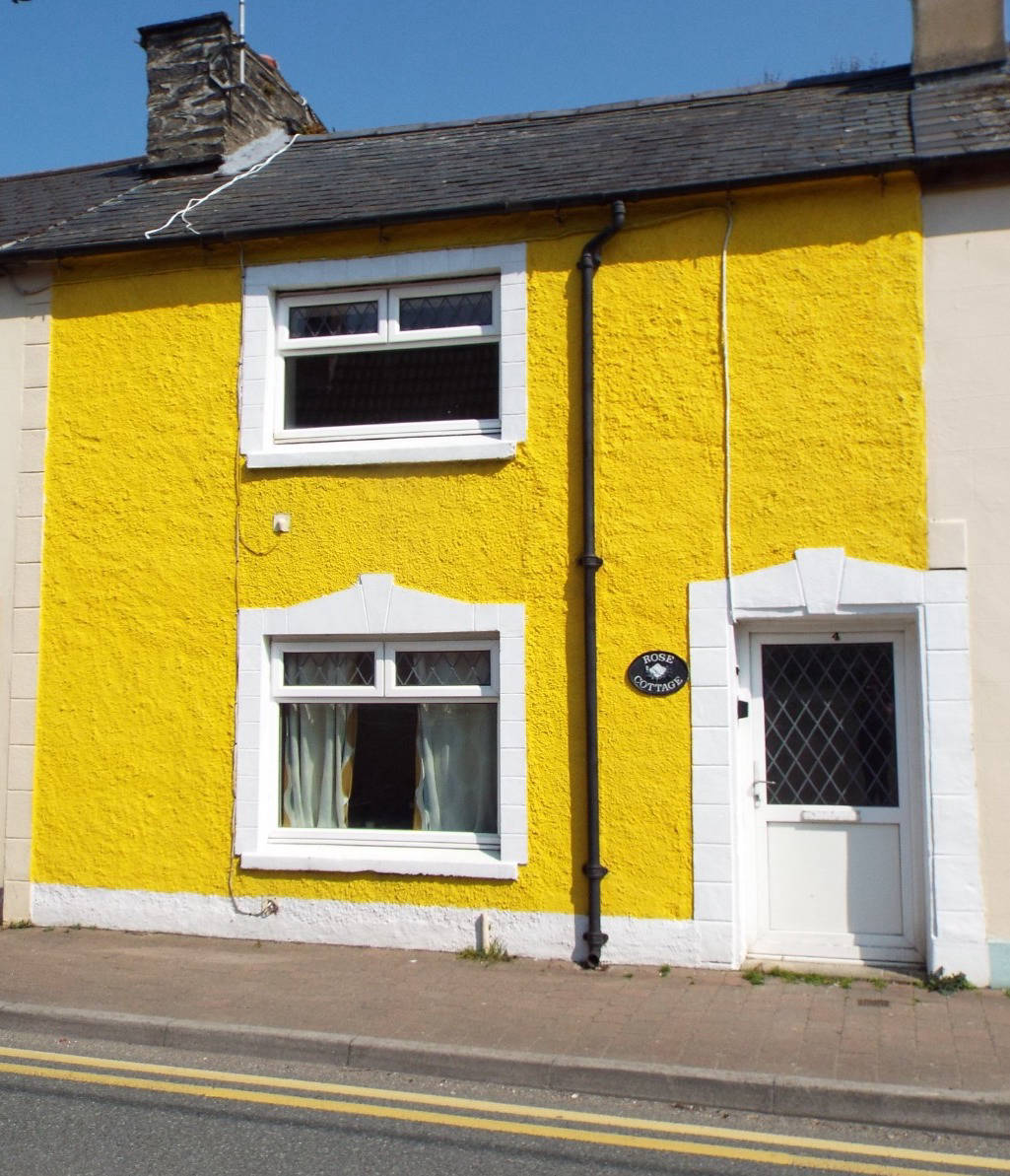 4 Feidrfair, Lucas Property Holding